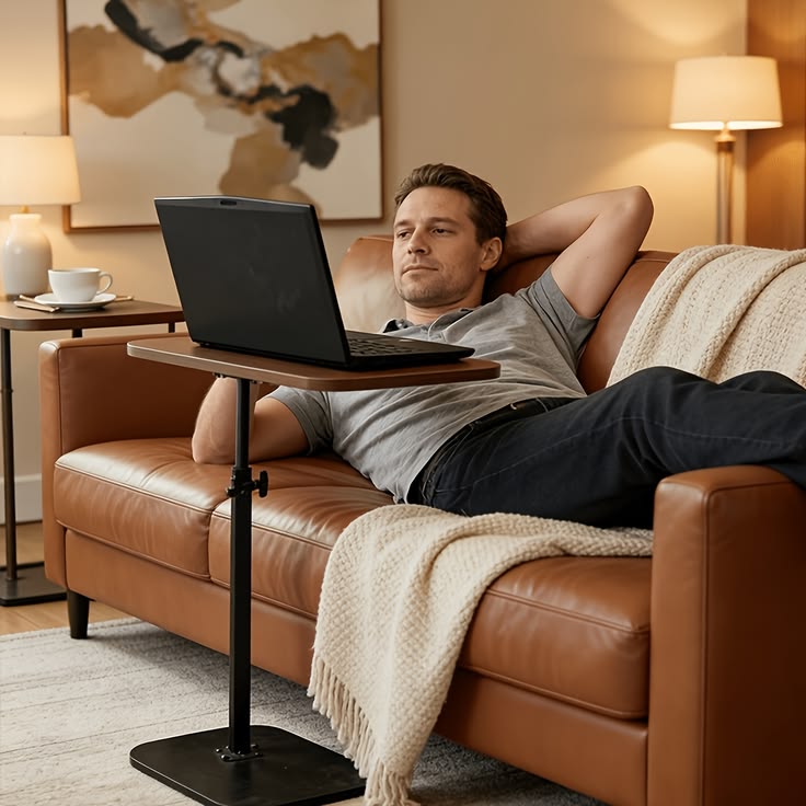 C-Shape Sofa Table - طاوله صغيره